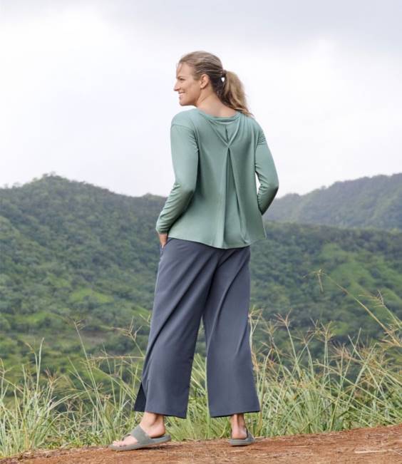 LLBean Beyond Soft Tee Women J46J5889 Clothing Light Gray Heather