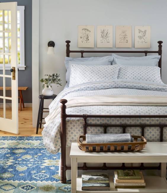 LLBean Double Border Wool Hooked Rug Unisex J46J2828 Home Goods Blue