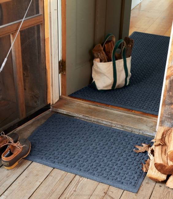 LLBean Heavyweight Recycled Waterhog Doormat Blooming Circles Unisex J46J5539 Home Goods Charcoal