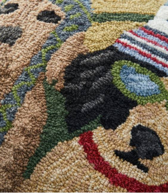 LLBean Indoor/Outdoor Hooked Pillow Dogs Skiing Unisex J46J2571 Home Decor Multi