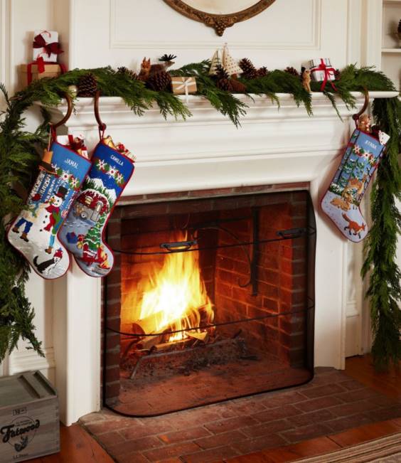 LLBean Needlepoint Christmas Stocking Unisex J46J7139 Home Decor Snowman/Kids