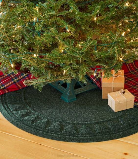 LLBean Recycled Waterhog Holiday Tree Mat Trees Unisex J46J2561 Home Goods Evergreen