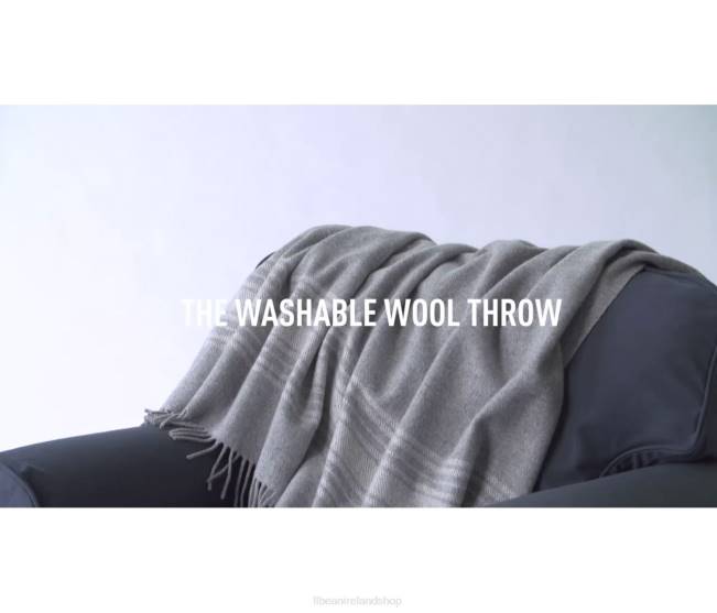 LLBean Washable Wool Throw Unisex J46J4386 Bedding Cream/Indigo Heather Buffalo Check